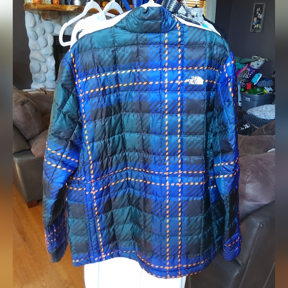 THE NORTH FACE Men's Plaid Print Thermoball Jacket NWT - XL - Picture 6 of 14